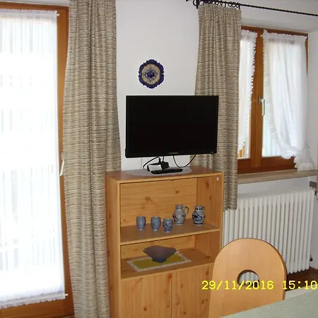 Πανσιόν Haus Viol Reit im Winkl